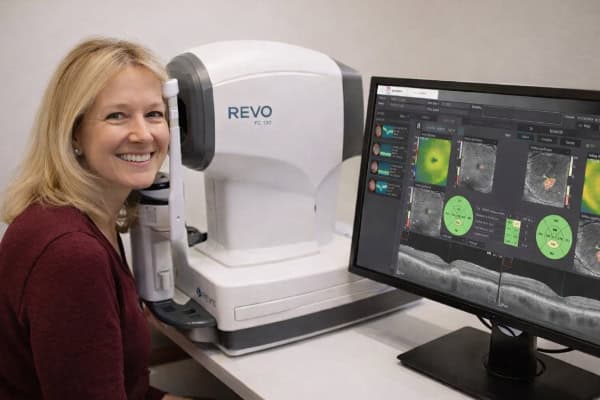 Tracton-OCT scan and retinal imaging Tracton-OCT scan and retinal imaging